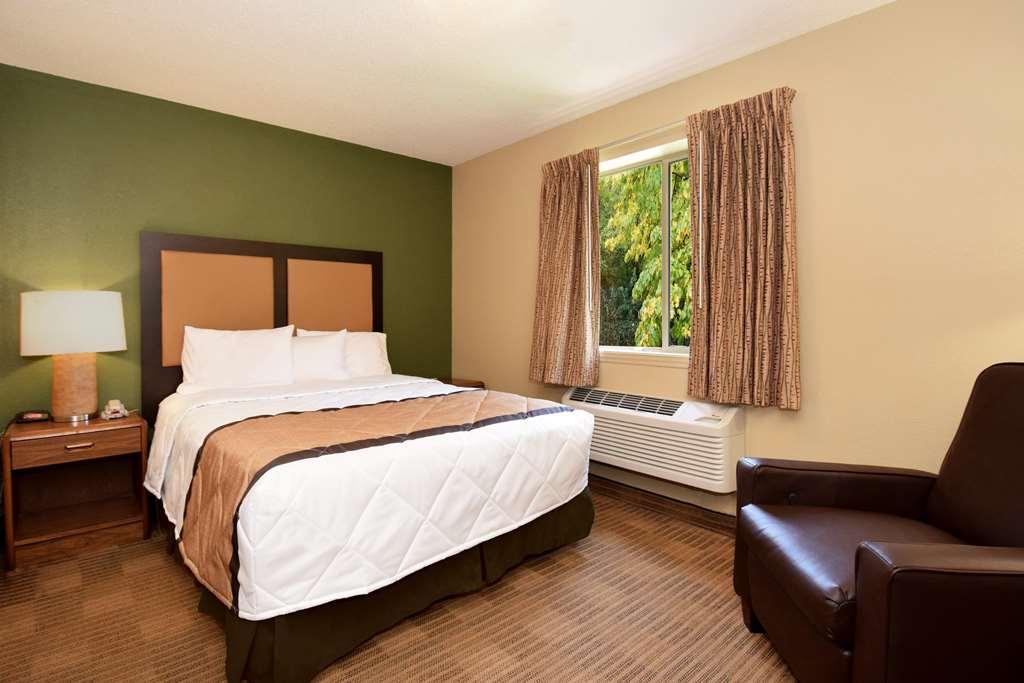 Extended Stay America Suites - Dallas - Plano Parkway - Medical Center 객실 사진